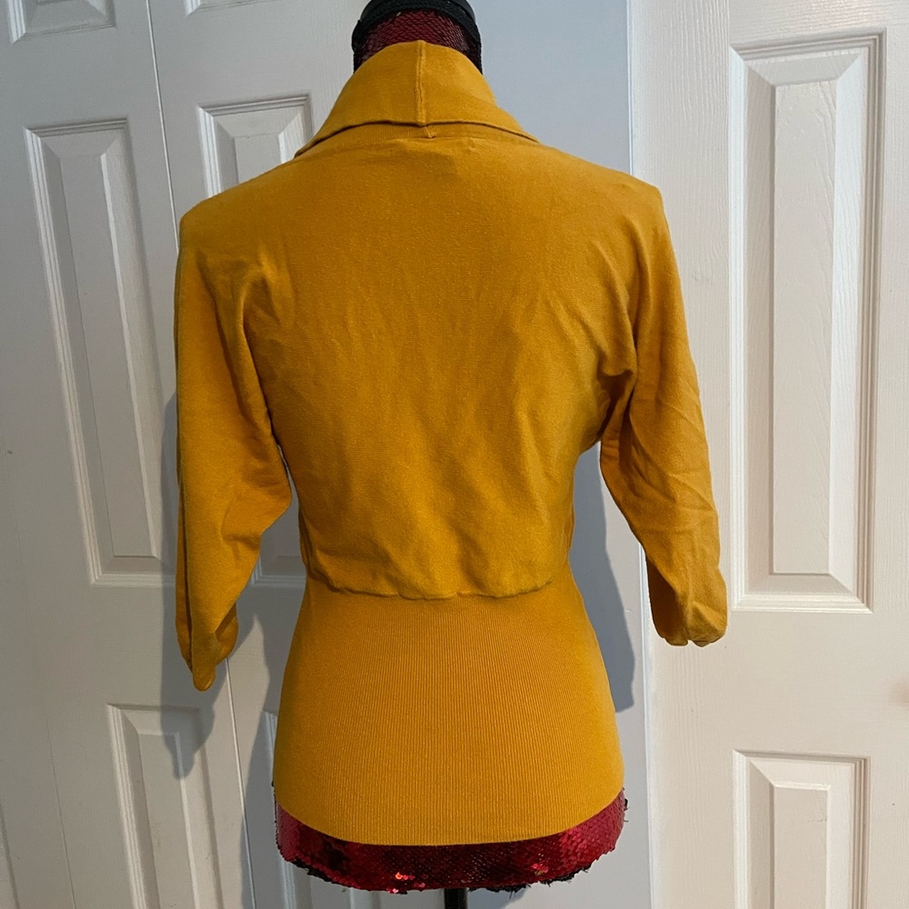 Sweater - Picture 5 of 5